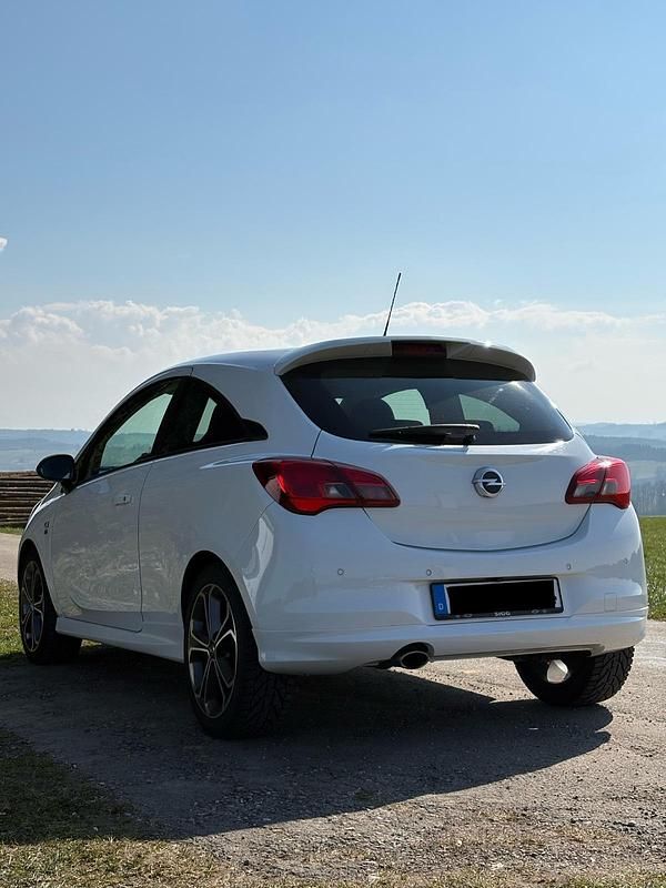 Gebraucht Opel Corsa S 150 PS (110 kW) 2017 Weiß Kleinwagen