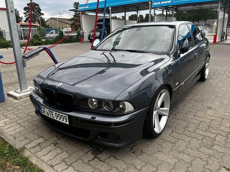 Grau Gebraucht 2000 BMW 540 M Sport Limousine | 9.000 € (Superpreis) - Bild 1/4