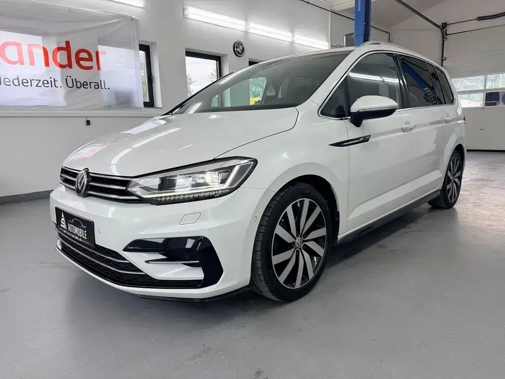 Gebraucht VW Touran Highline 190 PS (139 kW) 2017 Weiß Van / Kleinbus
