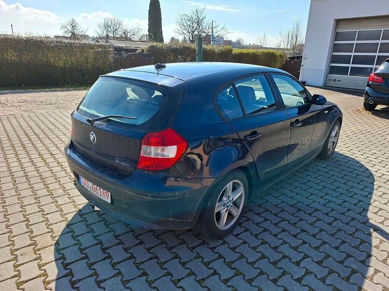 Gebraucht BMW 116 116 PS (85 kW) 2006 Blau Kleinwagen