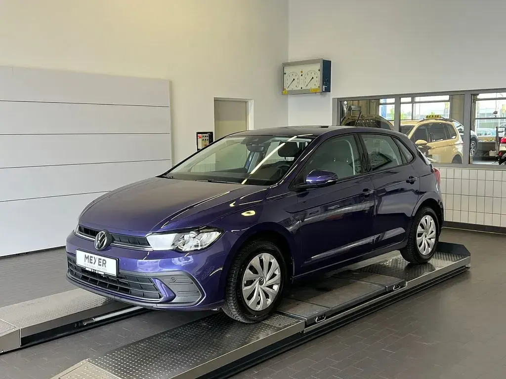 Gebraucht VW Polo Life 80 PS (58 kW) 2025 Vibrant violet metallic Kleinwagen