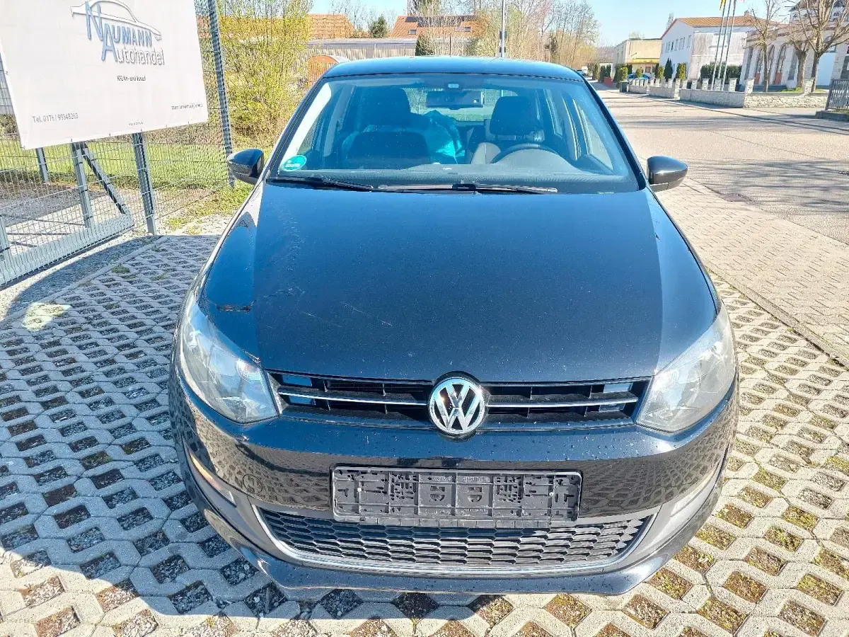 Gebraucht VW Polo Life 90 PS (66 kW) 2014 Schwarz Kleinwagen
