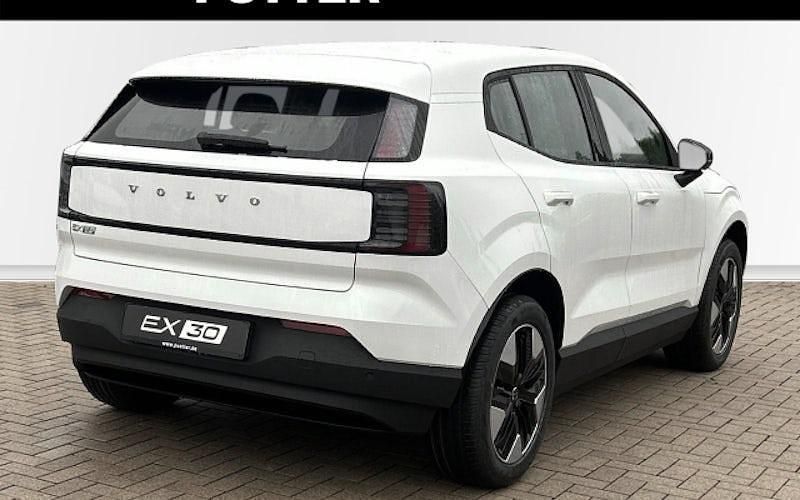 Gebraucht Volvo EX30 Core 200 kW (272 PS) 2025 Weiß SUV