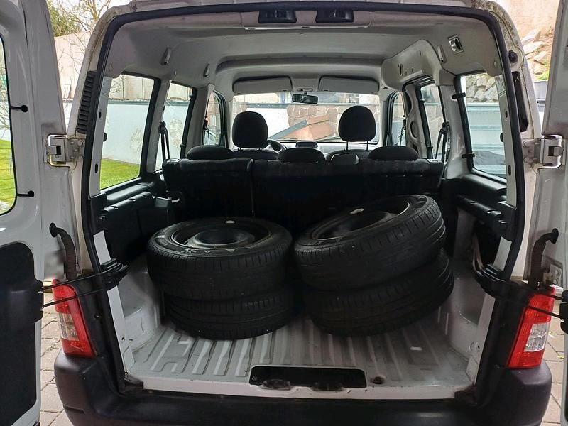 Gebraucht Citroën Berlingo 75 PS (55 kW) 2006 Weiß Van / Kleinbus