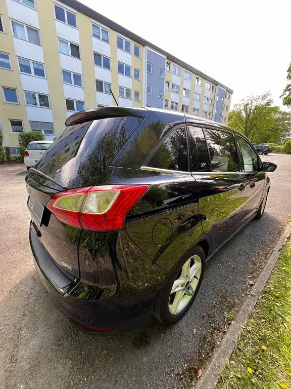 Gebraucht Ford Grand C-Max Titanium 120 PS (88 kW) 2018 Schwarz Van / Kleinbus