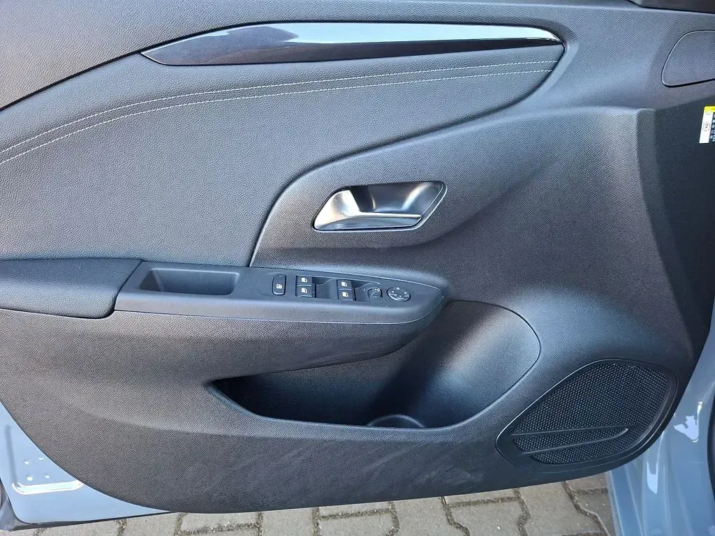 Gebraucht Opel Corsa 101 PS (74 kW) 2024 Grau Kleinwagen