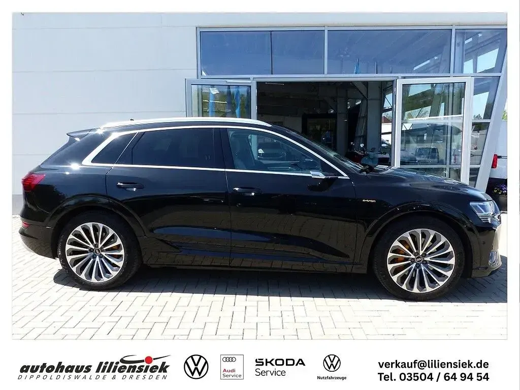 Gebraucht Audi e-tron S-Line 300 kW (408 PS) 2022 Schwarz SUV