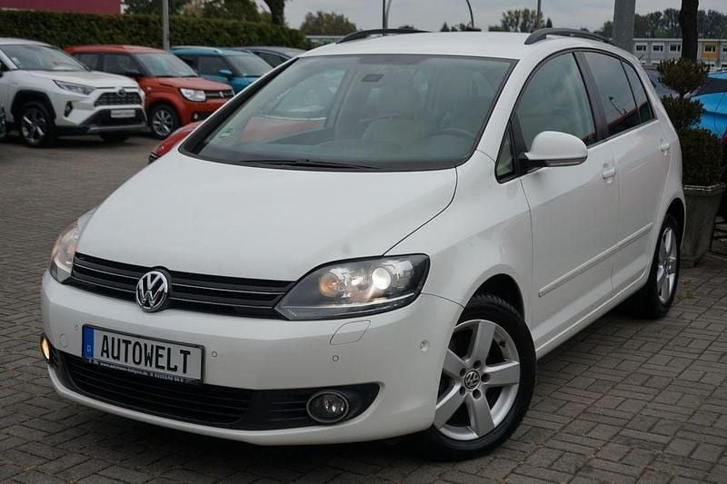 Weiß Gebraucht 2012 VW Golf Plus Comfortline Van / Kleinbus | 5.990 € (Guter Preis) - Bild 1/4