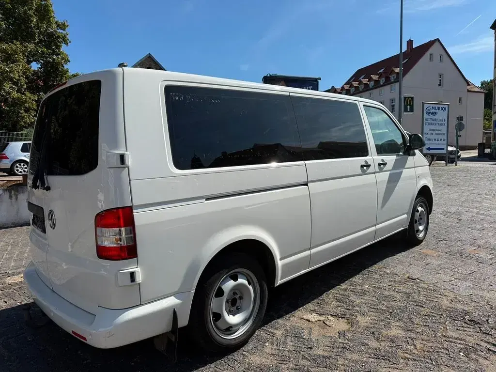 Gebraucht VW Caravelle 140 PS (102 kW) 2011 Weiß Van
