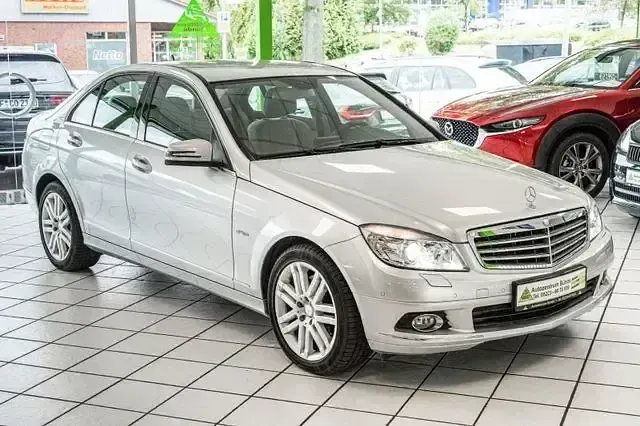 Gebraucht Mercedes C350 292 PS (214 kW) 2009 Limousine