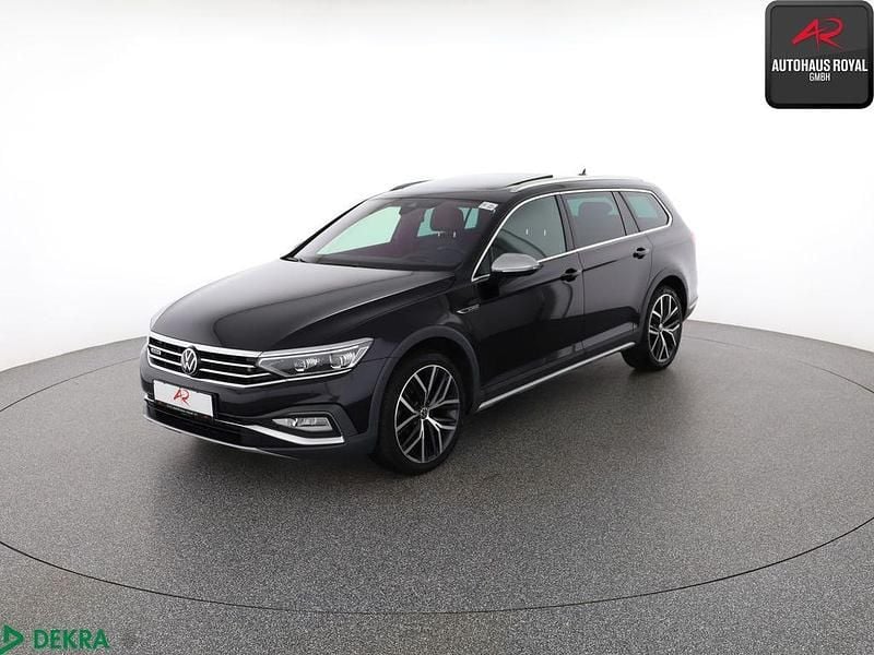 Gebraucht VW Passat Alltrack 200 PS (147 kW) 2022 Deep black Kombi