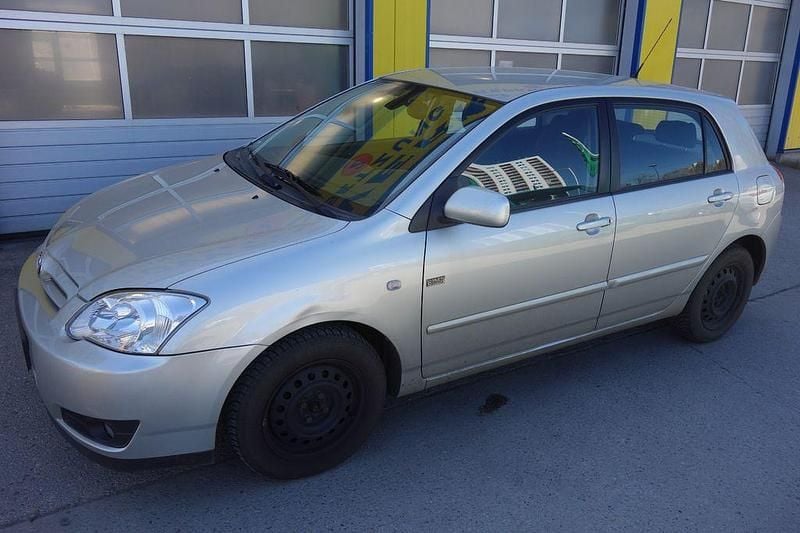 Gebraucht Toyota Corolla Sol 110 PS (80 kW) 2005 Silber Limousine