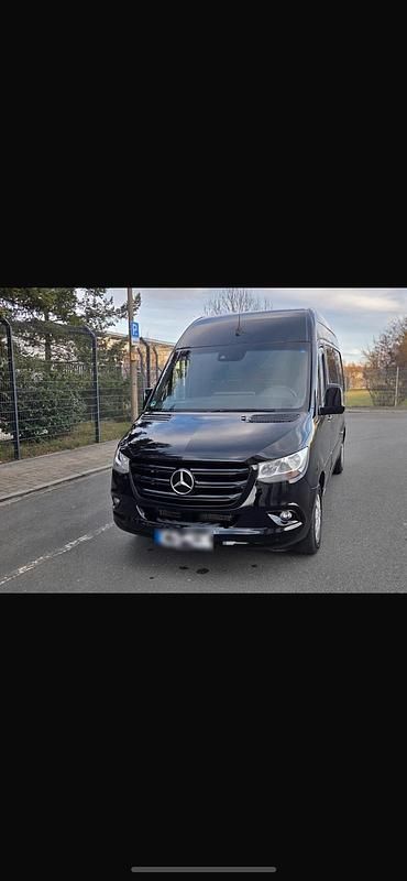 Gebraucht Mercedes Sprinter 190 PS (139 kW) 2019 Schwarz Van