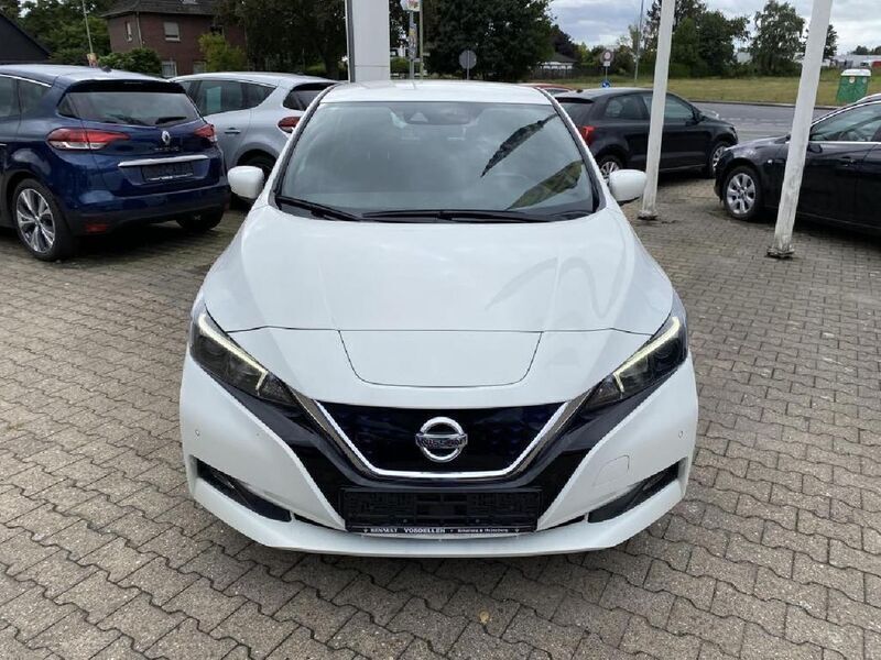 White (s) Gebraucht 2019 Nissan Leaf Acenta Kleinwagen | 18.900 € - Bild 1/4