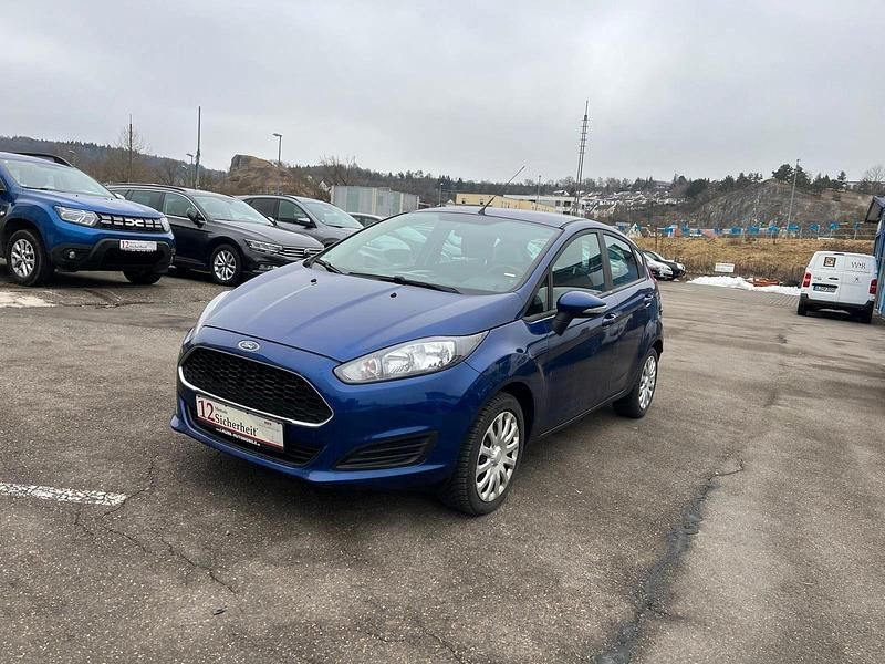 Gebraucht Ford Fiesta Trend 82 PS (60 kW) 2016 Blau Limousine