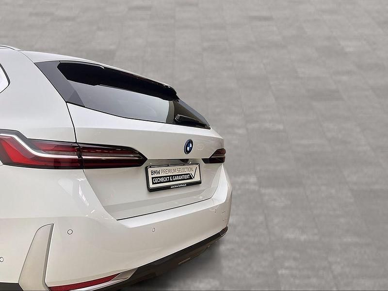Gebraucht BMW 530e 190 PS (139 kW) 2024 Weiß Kombi