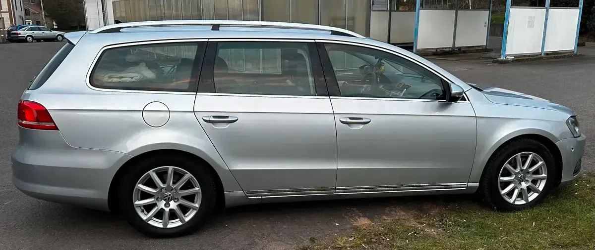 Gebraucht VW Passat 103 PS (75 kW) 2013 Grau Kombi