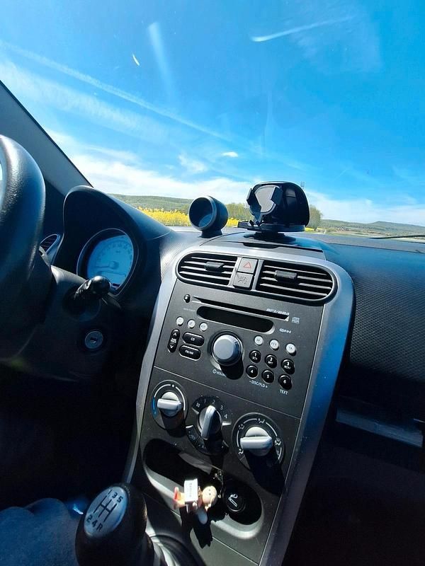 Second-hand Opel Agila 60 CP (44 kW) 2009 Verde Hatchback