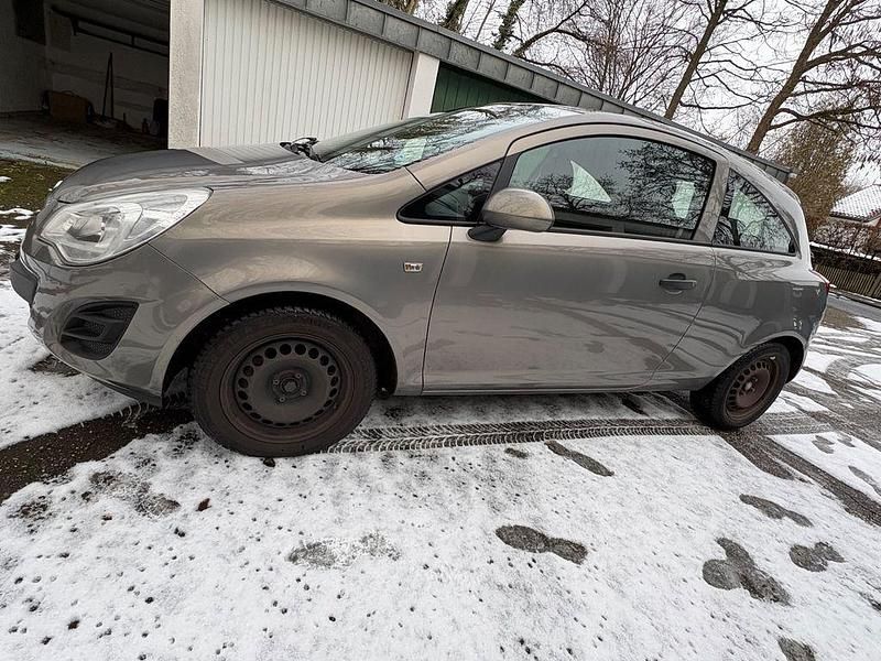 Gebraucht Opel Corsa Selection 69 PS (50 kW) 2013 Braun Kleinwagen