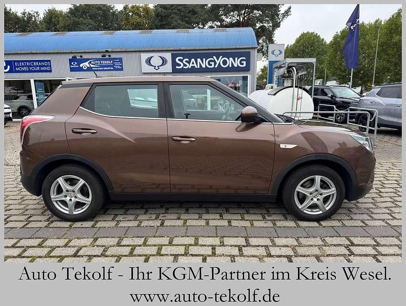 Jazz brown (oat) Gebraucht 2017 Ssangyong (KGM) Tivoli Quartz SUV | 9.450 € (Fairer Preis) - Bild 1/3