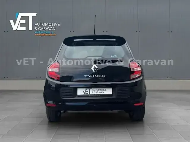 Gebraucht Renault Twingo Intens 90 PS (66 kW) 2018 Schwarz Kleinwagen