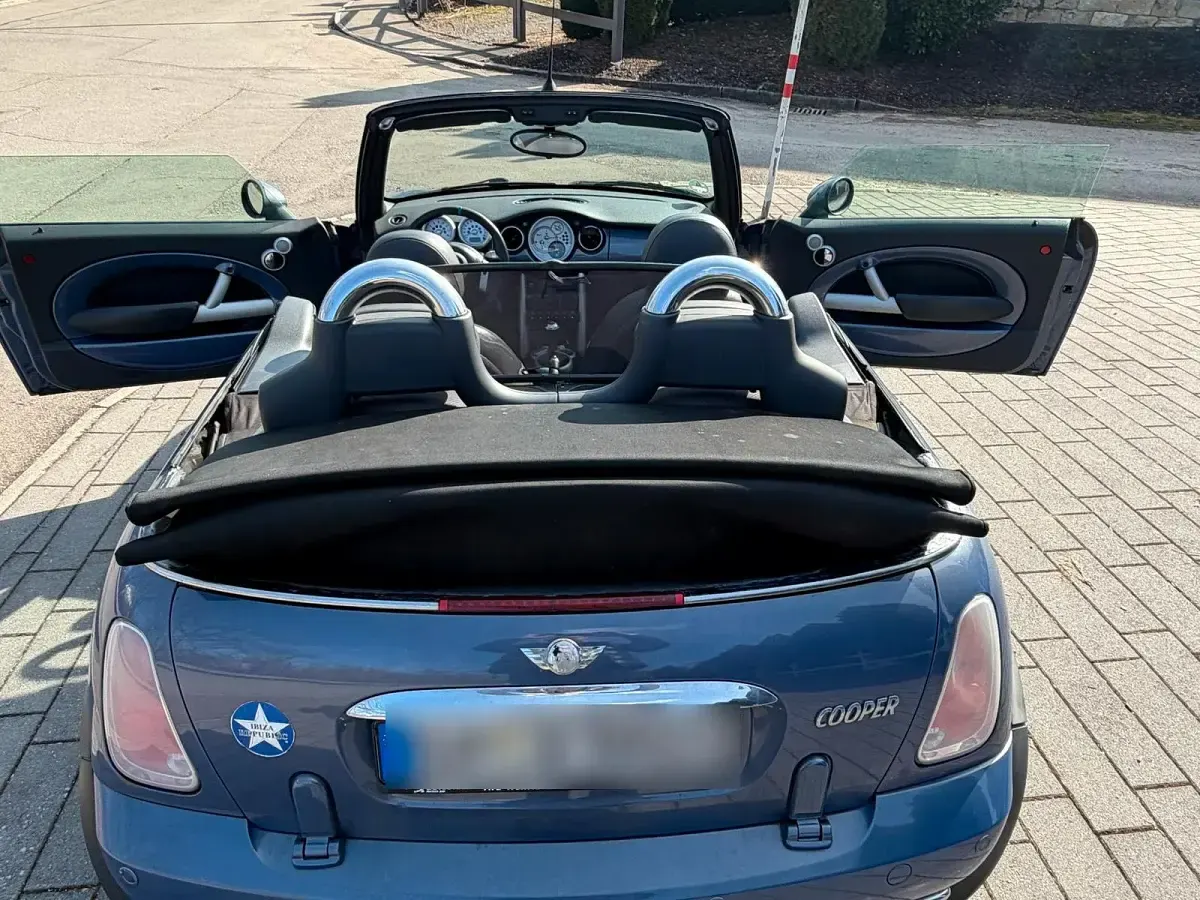 Used Mini Cooper Cabriolet 115 HP (84 kW) 2004 Blue Cabriolet