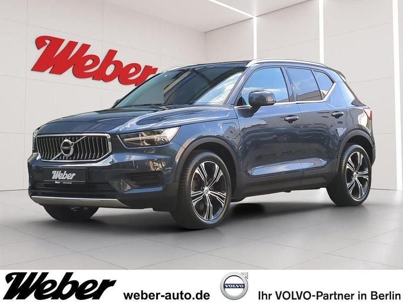 Blau Gebraucht 2020 Volvo XC40 Inscription SUV | 26.890 € (Fairer Preis) - Bild 1/4