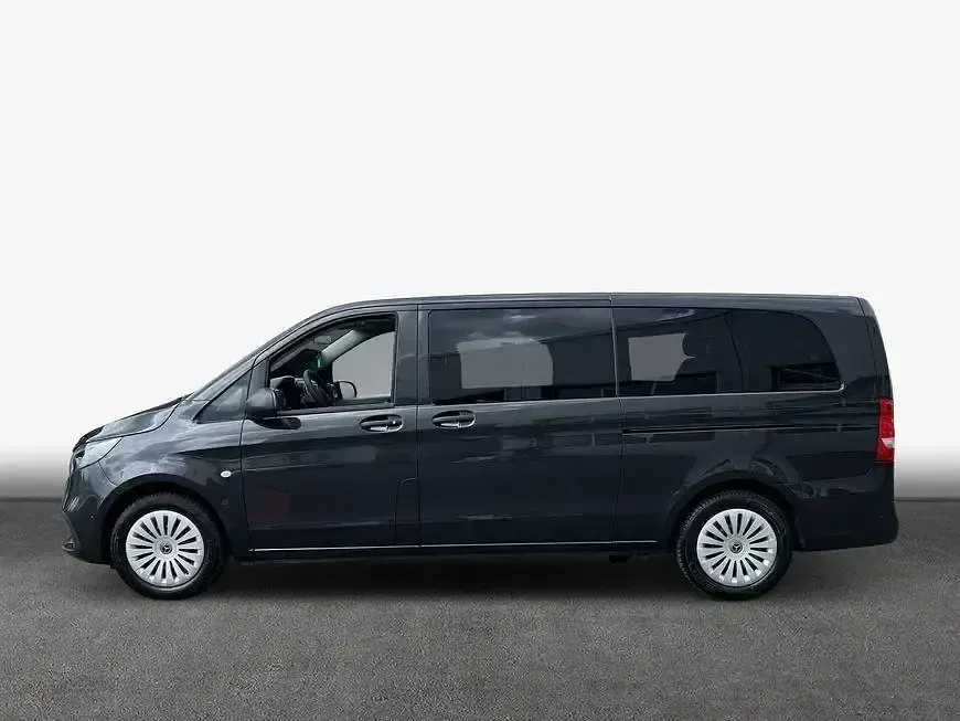 Gebraucht Mercedes Vito 163 PS (119 kW) 2025 Grau Van