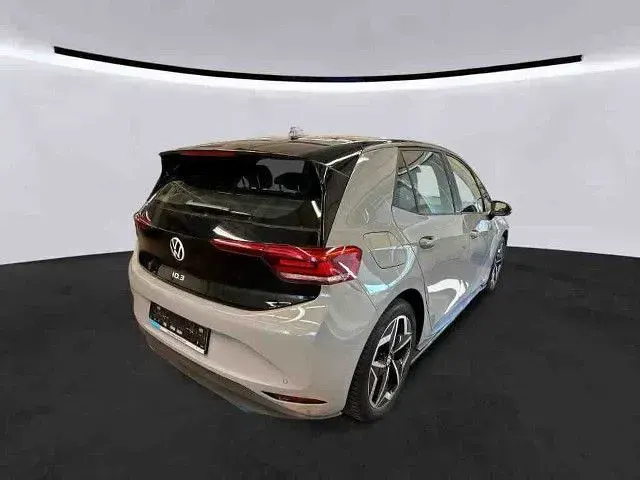 Gebraucht VW ID.3 Pro Performance 150 kW (204 PS) 2023 Mondsteingrau Kleinwagen