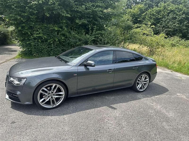 Grau Gebraucht 2015 Audi A5 Coupé | 19.000 € (Fairer Preis) - Bild 1/4