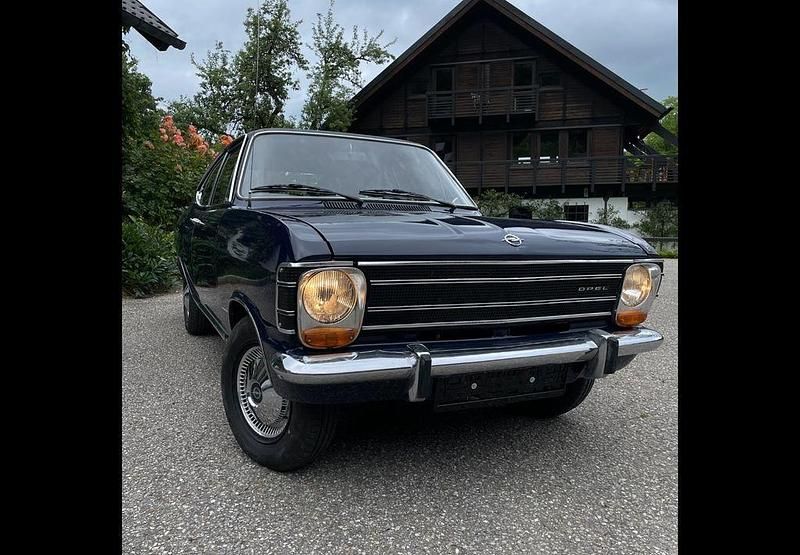 Blau Gebraucht 1969 Opel Olympia Coupé | 19.500 € - Bild 1/4