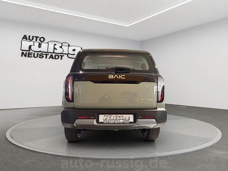 Gebraucht Baic BJ30 280 PS (205 kW) 2025 Light green SUV