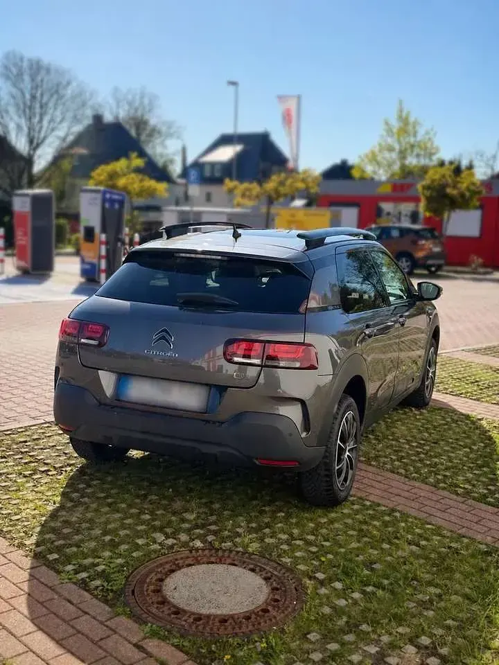 Gebraucht Citroën C4 PureTech 110 PS (80 kW) 2019 Grau Limousine