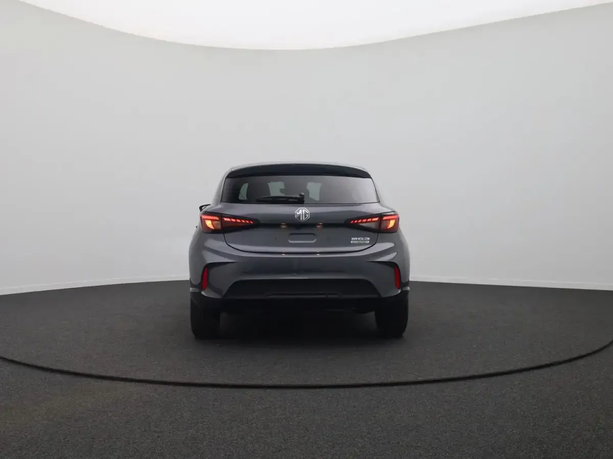 Neu MG MG3 Luxury 194 PS (142 kW) 2026 Andes grey Kleinwagen
