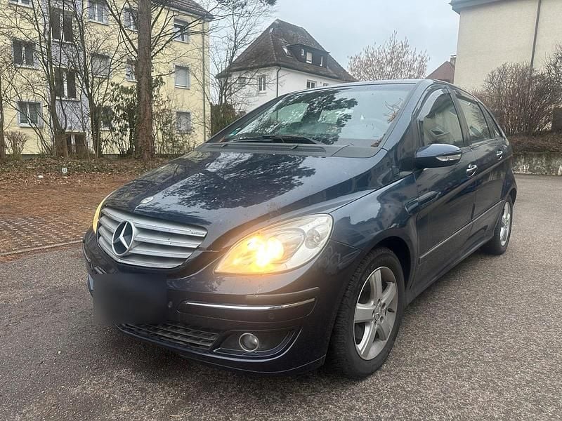 Gebraucht Mercedes B200 193 PS (141 kW) 2005 Blau Van / Kleinbus