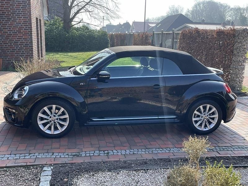 Gebraucht VW Beetle Cabriolet R-line 150 PS (110 kW) 2017 Schwarz Cabrio