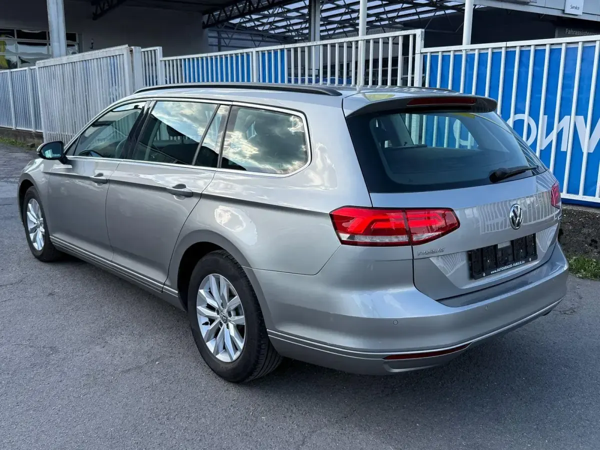 Gebraucht VW Passat Comfortline 125 PS (91 kW) 2017 Silber Kombi
