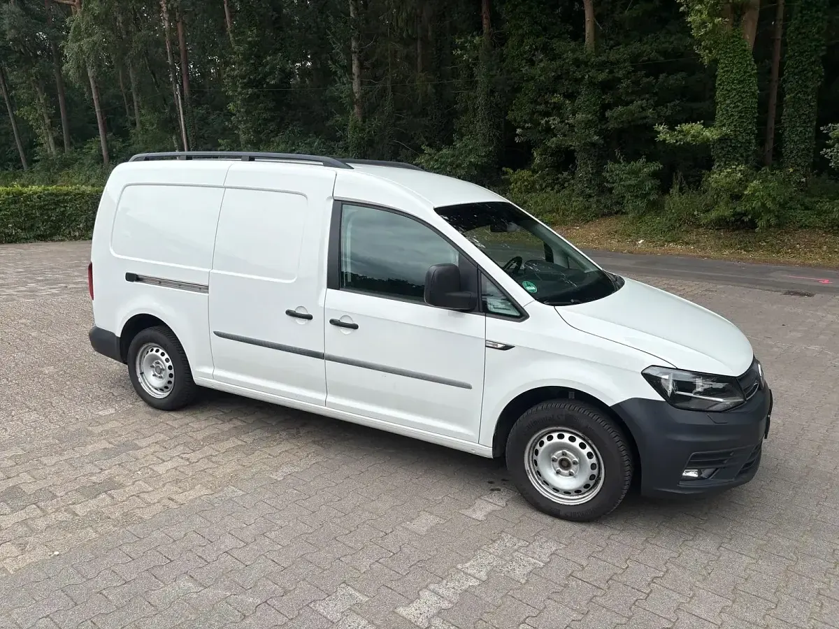Gebraucht VW Caddy Maxi 102 PS (75 kW) 2017 Weiß Van / Kleinbus