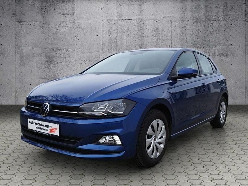 Gebraucht VW Polo Comfortline 80 PS (58 kW) 2021 Blau Limousine