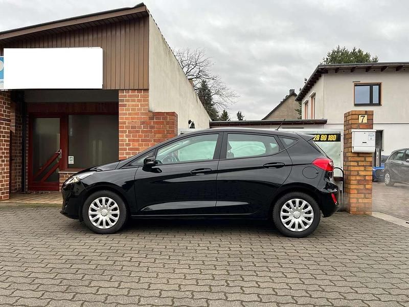Gebraucht Ford Fiesta 101 PS (74 kW) 2018 Iridiumschwarz metallic Limousine