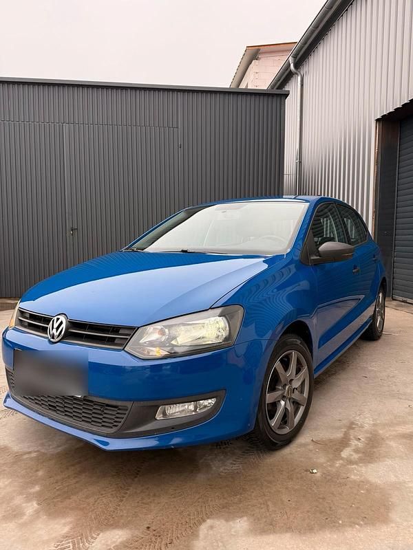 Gebraucht VW Polo 70 PS (51 kW) 2010 Blau Kleinwagen