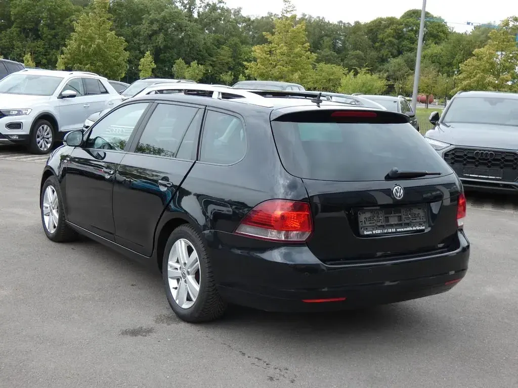 Używany VW Golf VII Match 86 KM (63 kW) 2013 Czarny Kombi
