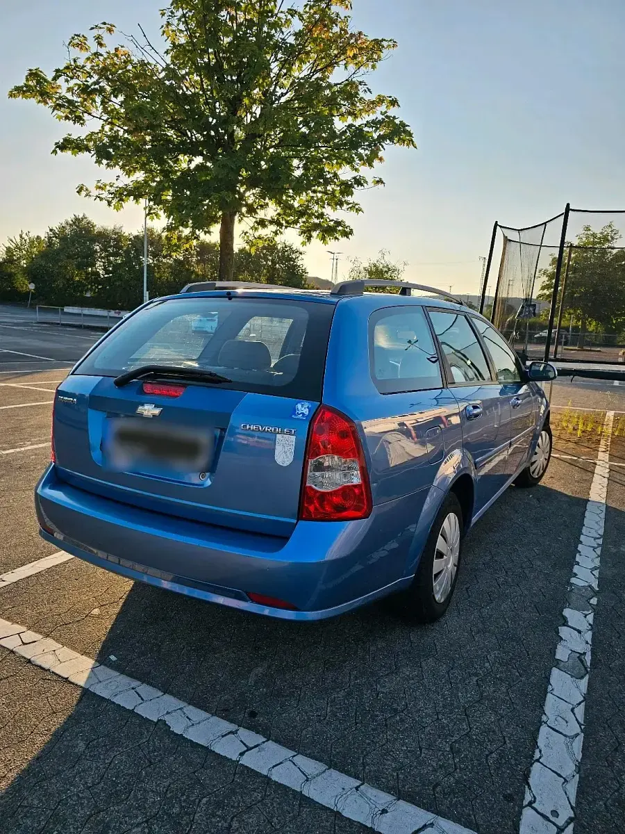 Gebraucht Chevrolet Nubira 109 PS (80 kW) 2006 Blau Kombi