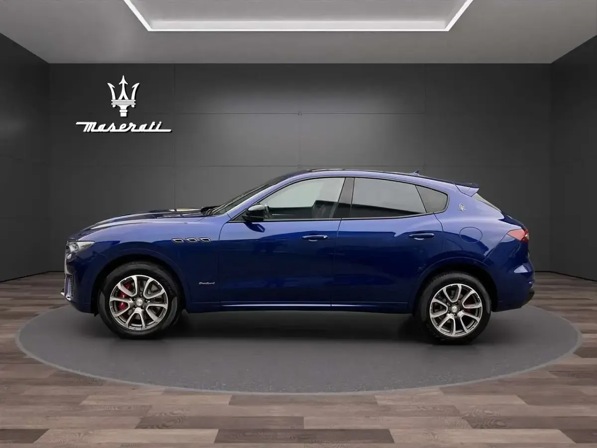 Gebraucht Maserati Levante 430 PS (316 kW) 2021 Blu emozione SUV