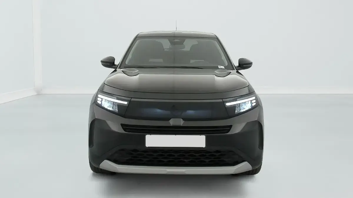 Gebraucht Opel Frontera 83 kW (113 PS) 2025 Schwarz (noir karbon) SUV
