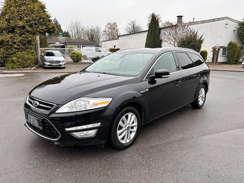 Gebraucht Ford Mondeo 145 PS (106 kW) 2012 Schwarz Kombi
