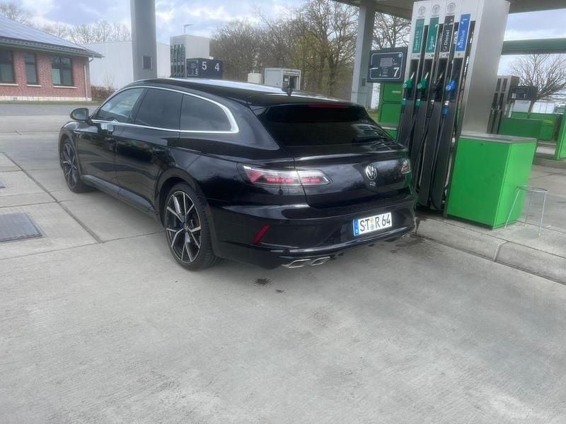 Gebraucht VW Arteon R 320 PS (235 kW) 2021 Schwarz Limousine