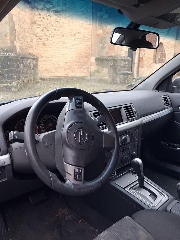 Gebraucht Opel Vectra 250 PS (183 kW) 2007 Schwarz Limousine