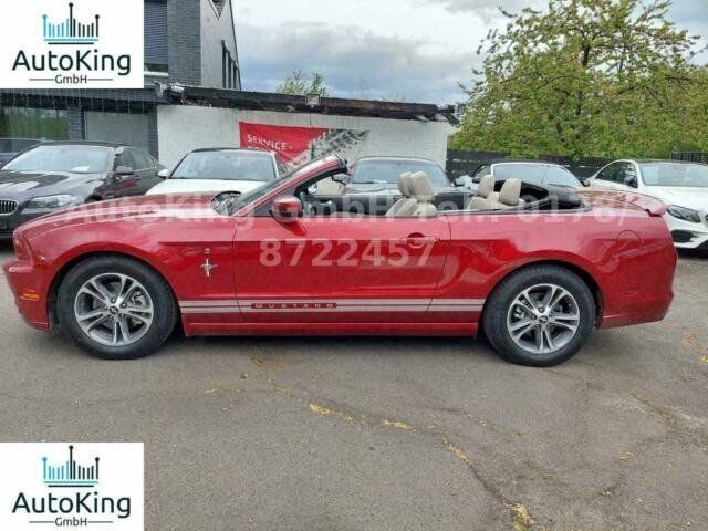 Gebraucht Ford Mustang 310 PS (228 kW) 2013 Rot Cabrio