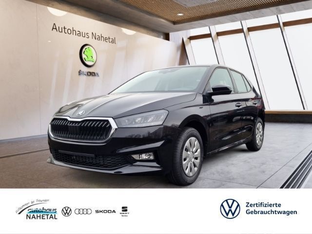 Schwarz Neu 2025 Skoda Fabia Essence Limousine | 17.999 € (Guter Preis) - Bild 1/3